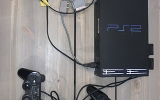 Playstation 2 - pelikonsoli